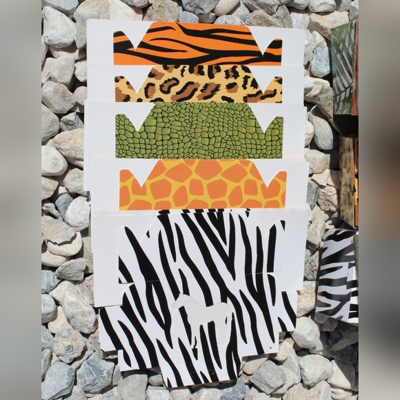 ✨🆕✨ Safari Cardstock Paper Goody Boxes - Picture 7 of 15